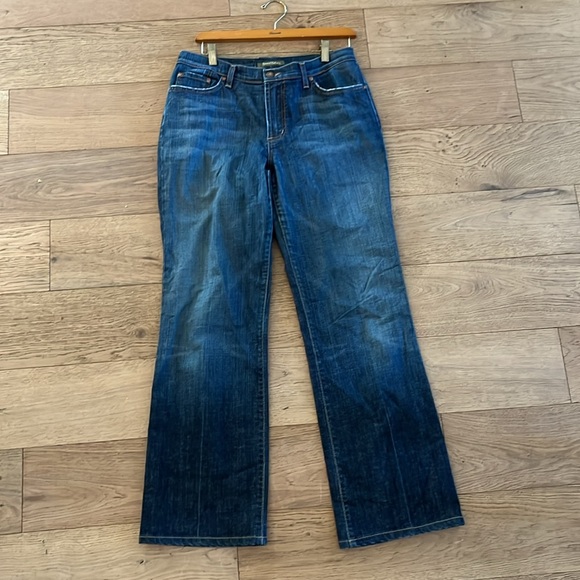 David Kahn Boot cut women’s jeans size 12 style #413 - Picture 4 of 8